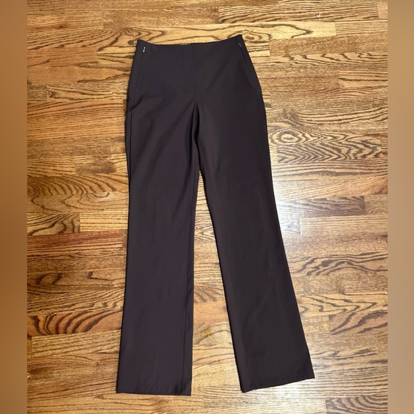 Smooth fit pull-on high rise pant from Lululemon (regular length) - Picture 5 of 7